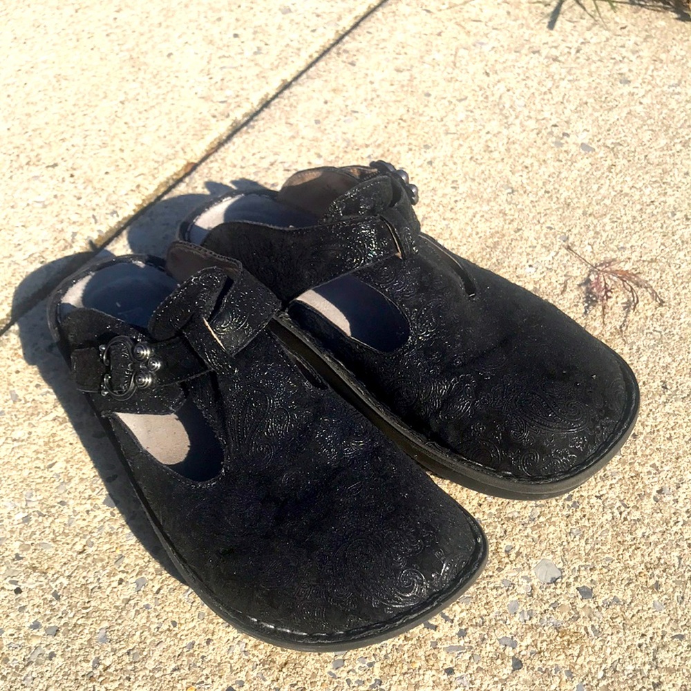Alegria clogs size 9, (39)